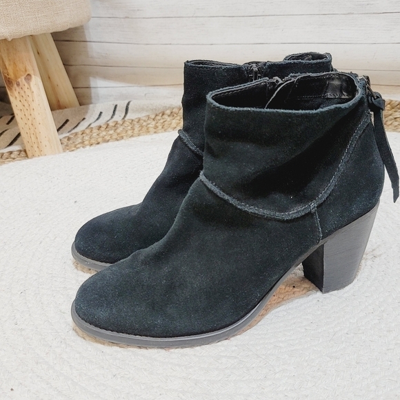 STEVE MADDEN Milaan Bootie in Black Suede, SZ 7.5 - Picture 2 of 16